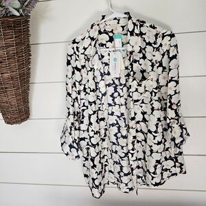 Skies are Blue Medium button-down shirt